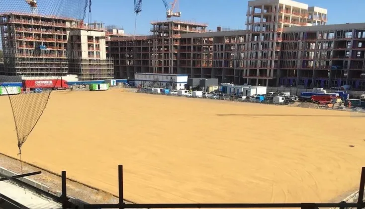 Hình ảnh phác thảo hoặc công trường xây dựng sân vận động Plough Lane, tổ ấm mới của AFC Wimbledon, sau khi họ rời Kingsmeadow.