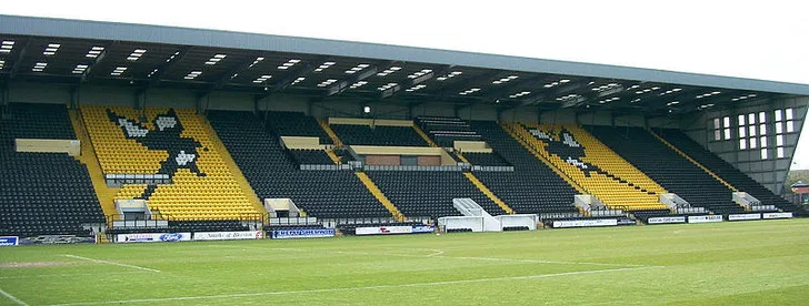 Khán đài Derek Pavis tại sân Meadow Lane