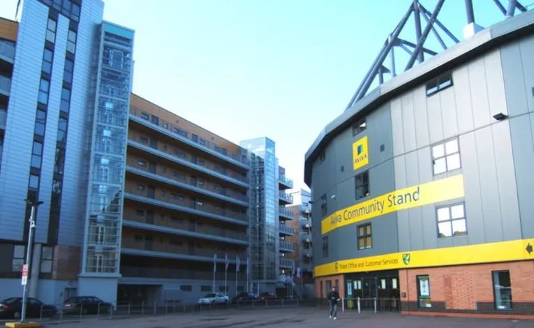 Khu vực Community Stand tại sân Carrow Road, dành cho cộng đồng và CĐV khuyết tật