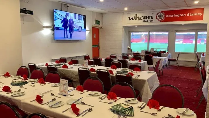 Khu vực dịch vụ hiếu khách của Accrington Stanley tại sân Wham Stadium
