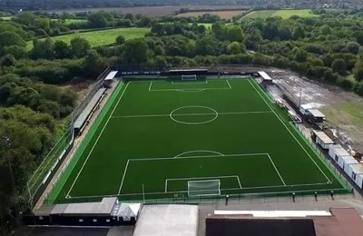 Toàn cảnh sân vận động Dales Lane của câu lạc bộ Rushall Olympic FC