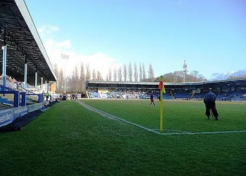 Toàn cảnh sân vận động Gigg Lane, sân nhà lịch sử của CLB Bury FC trước khi đóng cửa