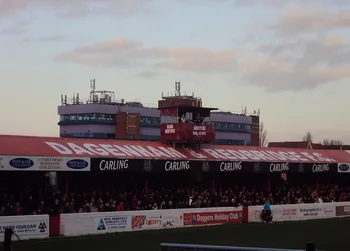 Tổng quan sân Victoria Road, sân nhà của Dagenham & Redbridge FC, nhìn từ trên cao